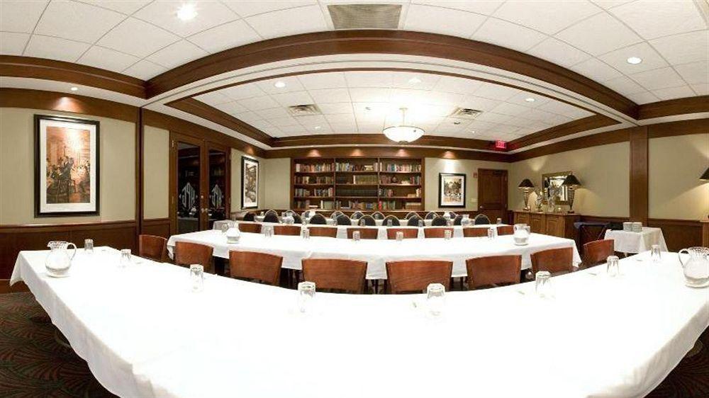 Montrose Holiday Inn Akron-West By Ihg מראה חיצוני תמונה