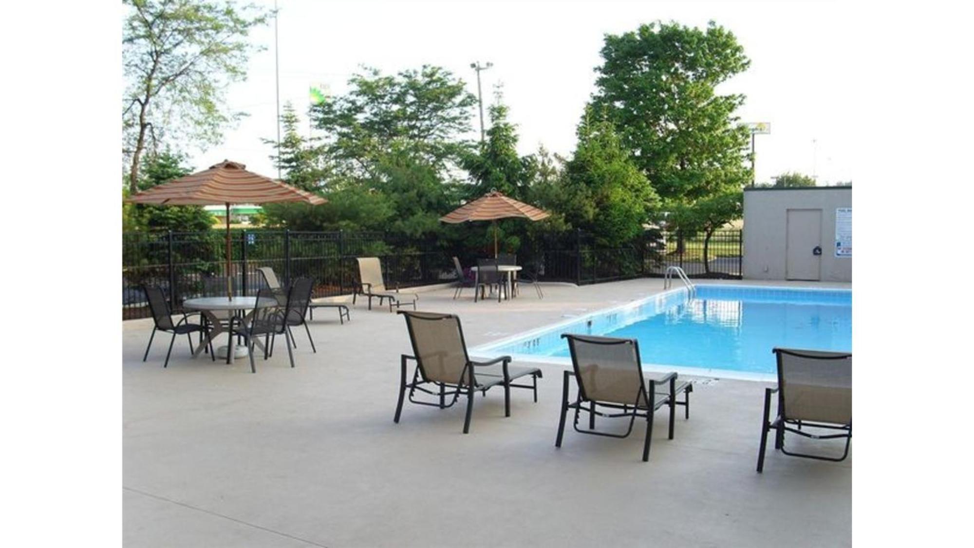 Montrose Holiday Inn Akron-West By Ihg מראה חיצוני תמונה