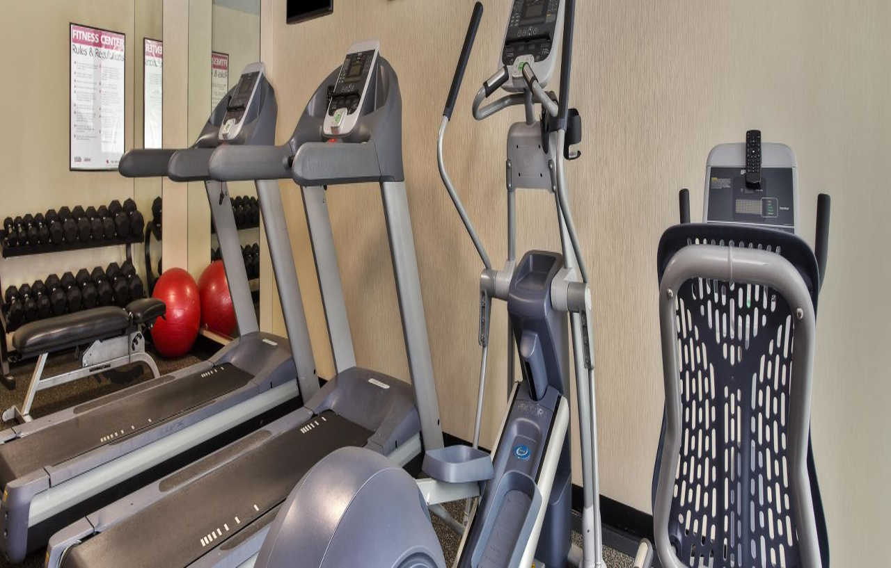 Montrose Holiday Inn Akron-West By Ihg מראה חיצוני תמונה